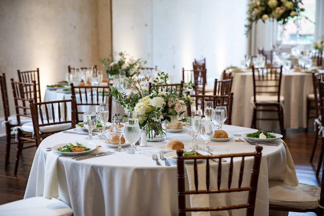 services-04 White and green wedding reception decor